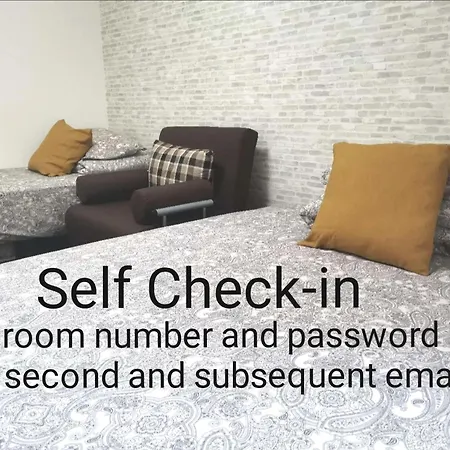 Xl House-Self Check In- Will Send Room Number And Password Tōkyō Extérieur photo